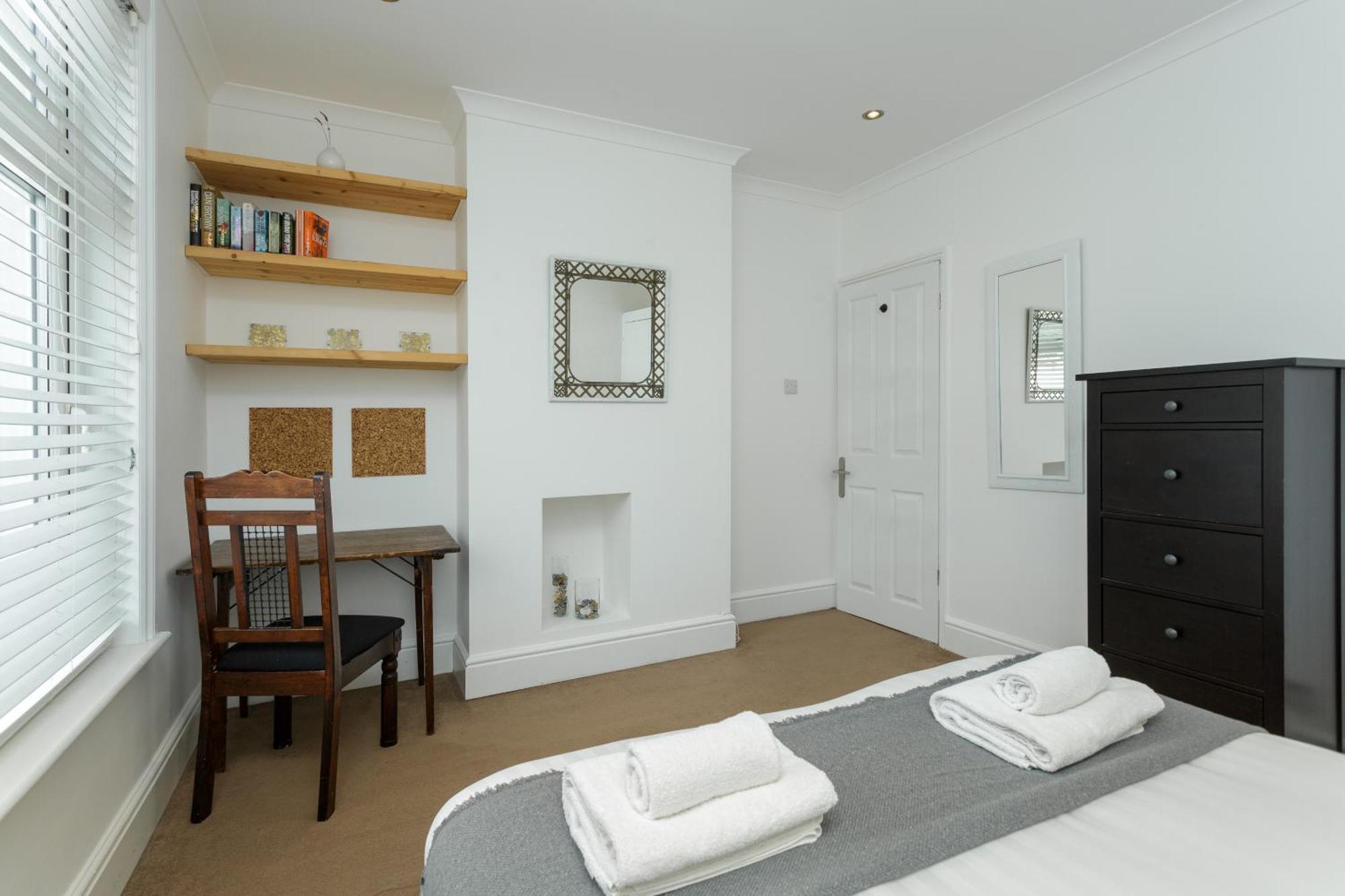 Percy Terrace - Charming 2 Bedroom Town House Portsmouth Exteriör bild