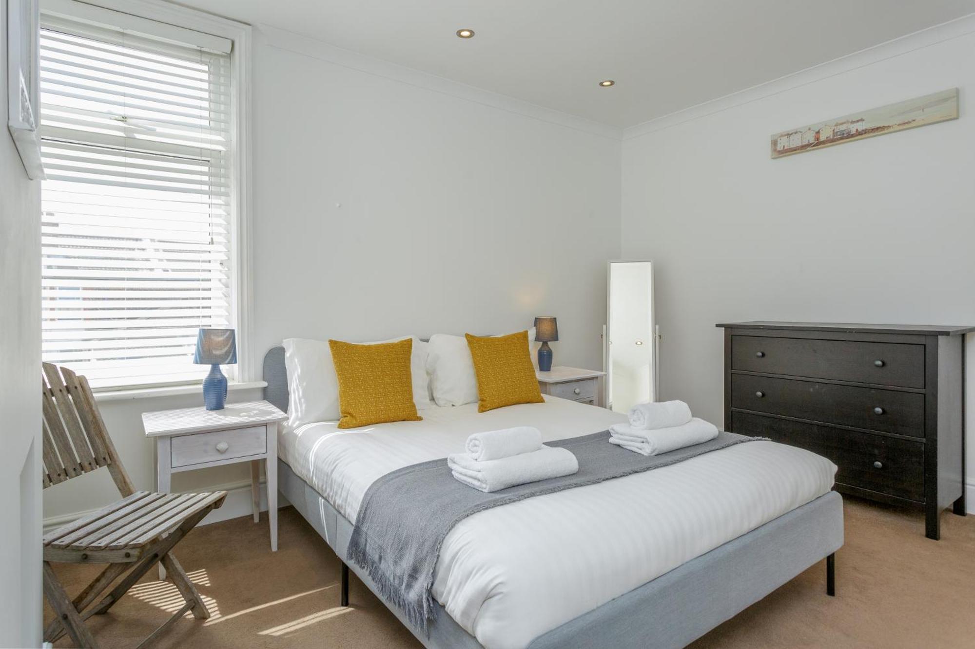 Percy Terrace - Charming 2 Bedroom Town House Portsmouth Exteriör bild
